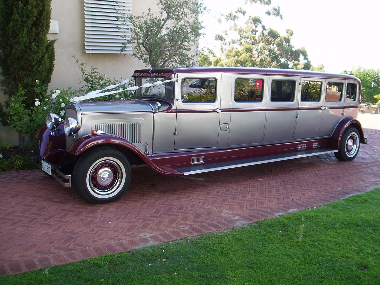 Cheap Limo Hire Perth Prices