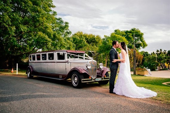 vintage wedding limo hire